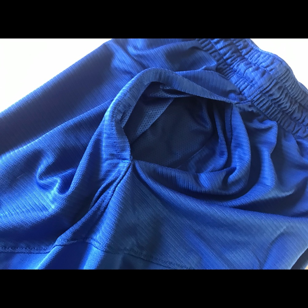 Boys Nike Shorts Size Small Blue with White Swoosh - Picture 7 of 8